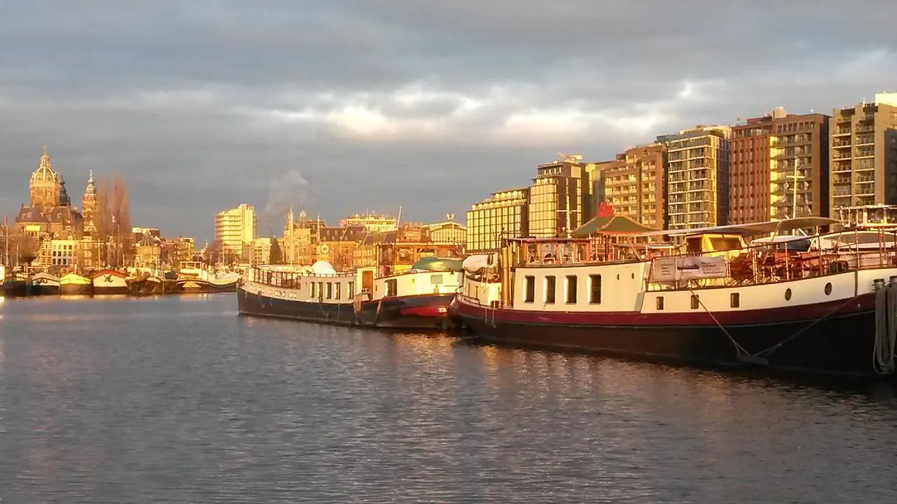 Botel Liza Marleen Amsterdam 0*,